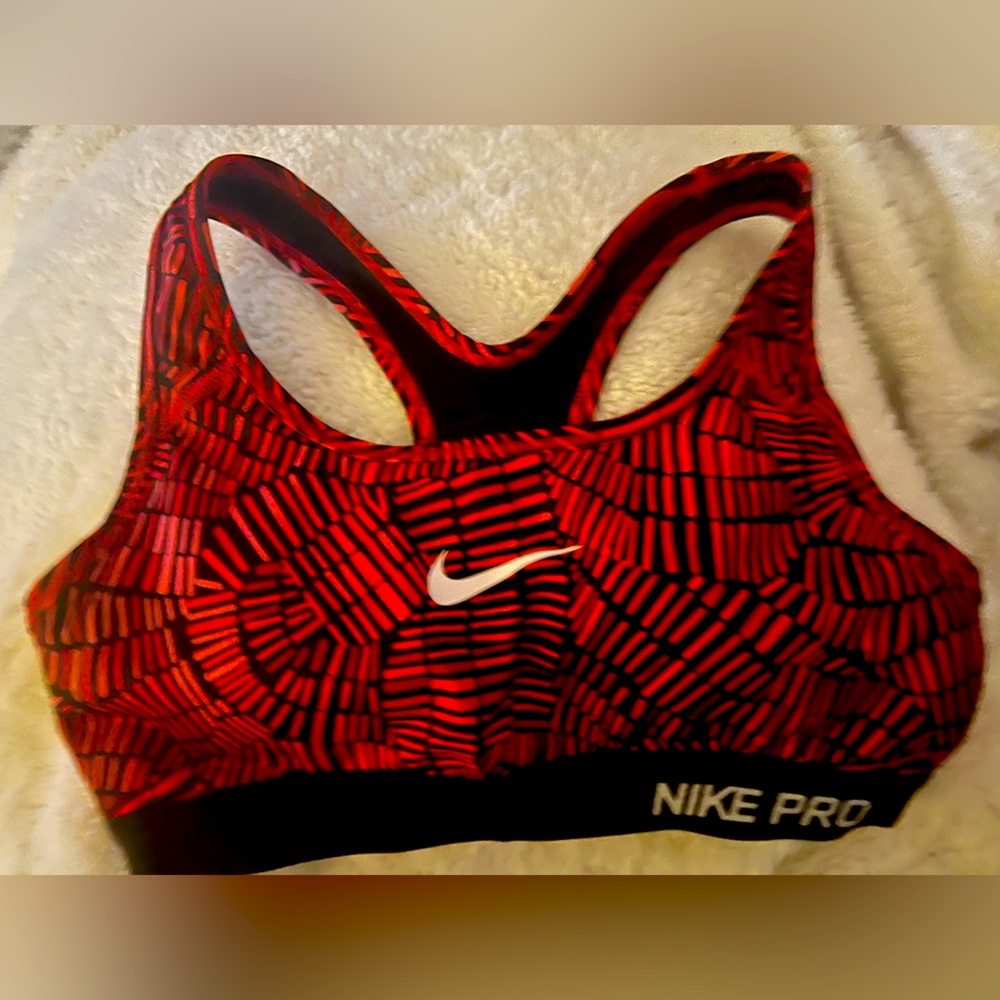 Nike Pro Dri-Fit Sports Bra